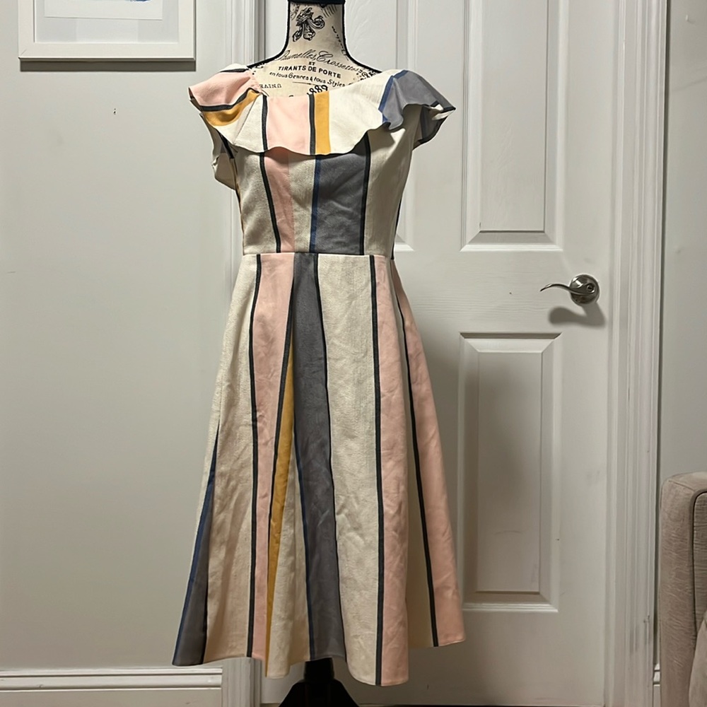 Beautiful ASOS Dress Sz 6